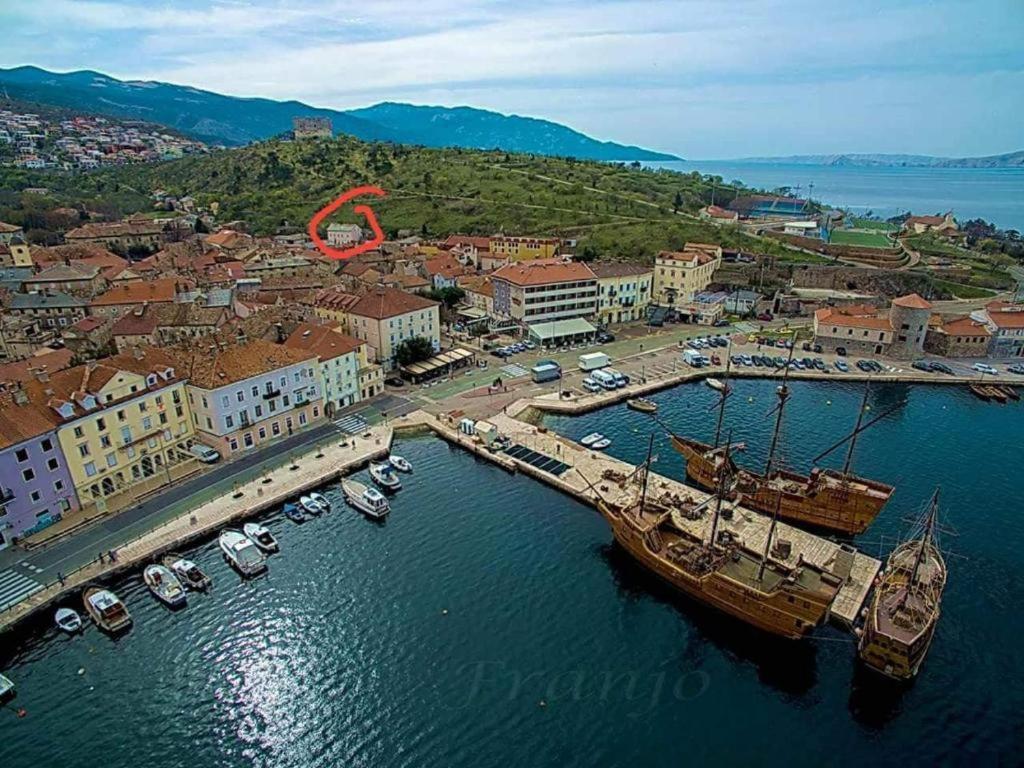 Apartman Pod Nehajem Apartment Senj  Exterior foto