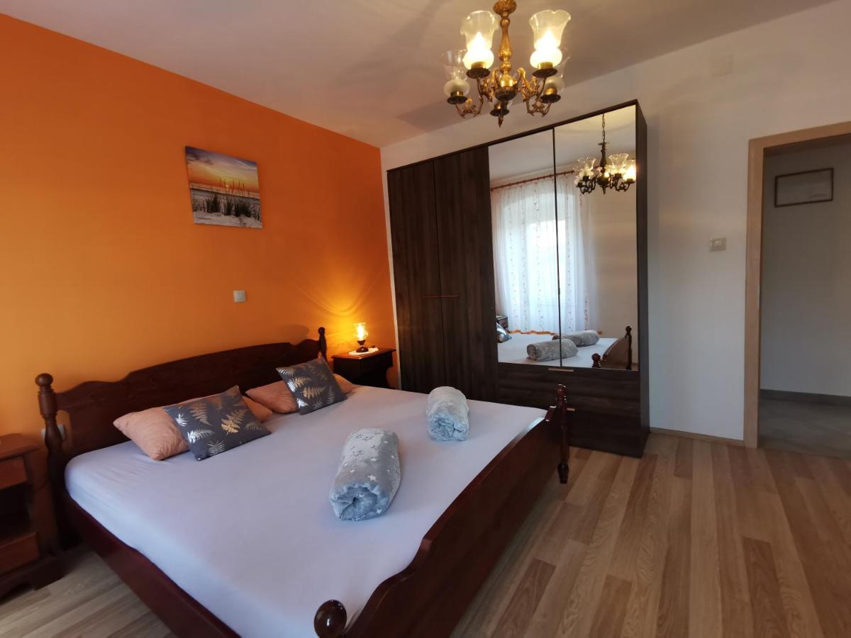 Apartman Pod Nehajem Apartment Senj  Exterior foto
