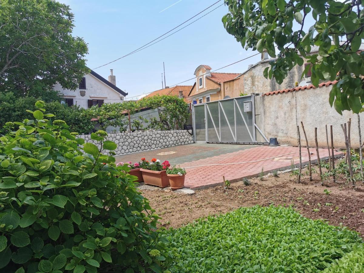 Apartman Pod Nehajem Apartment Senj  Exterior foto