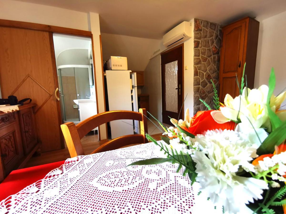 Apartman Pod Nehajem Apartment Senj  Exterior foto