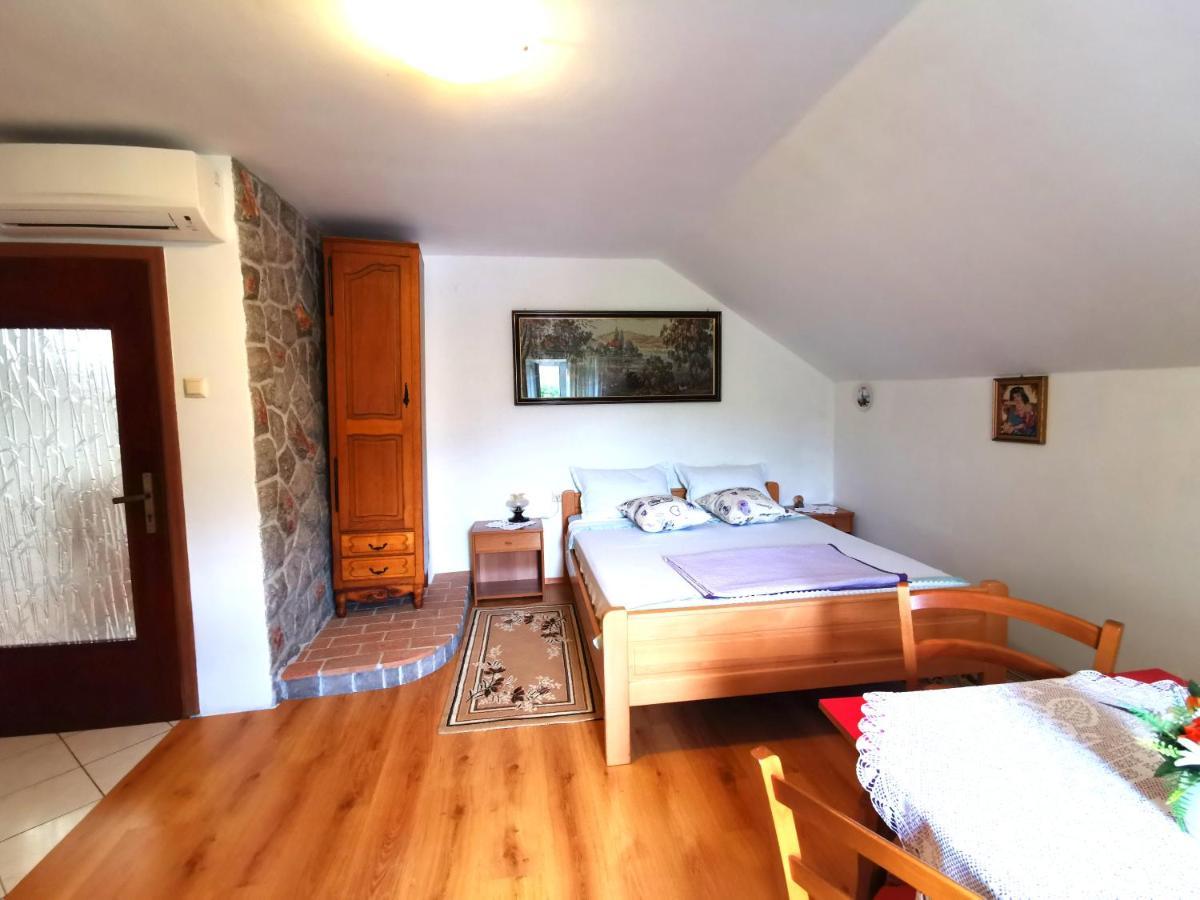 Apartman Pod Nehajem Apartment Senj  Exterior foto