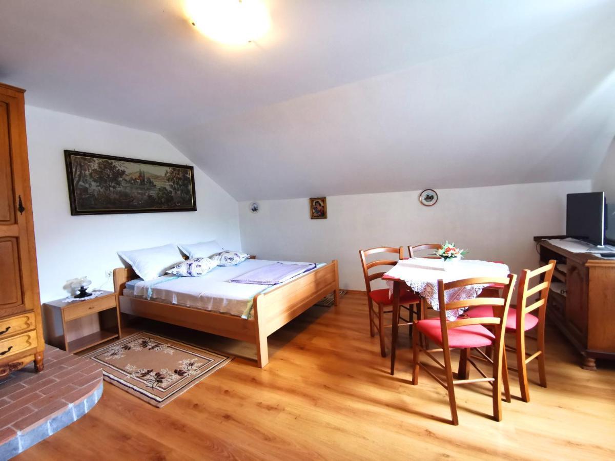 Apartman Pod Nehajem Apartment Senj  Exterior foto