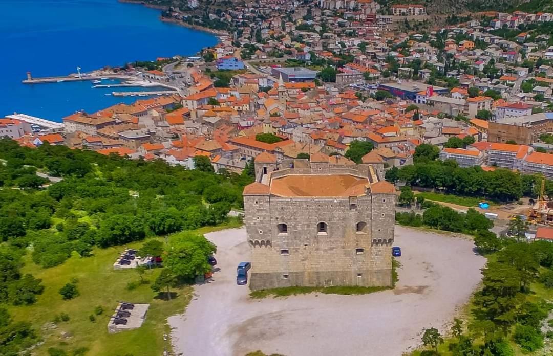Apartman Pod Nehajem Apartment Senj  Exterior foto